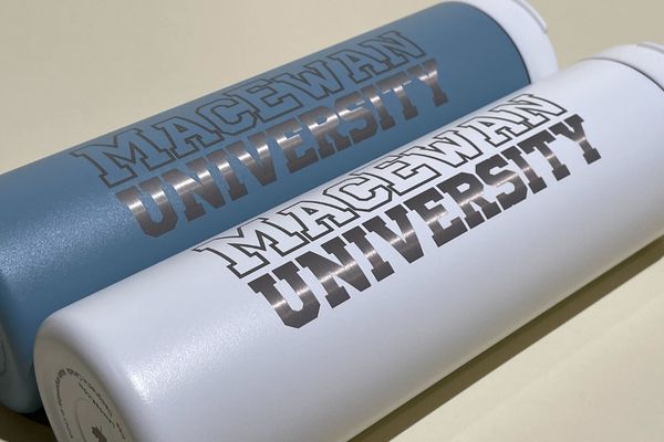 Custom Insulated Tumblers: The Perfect University Swag and Gifts