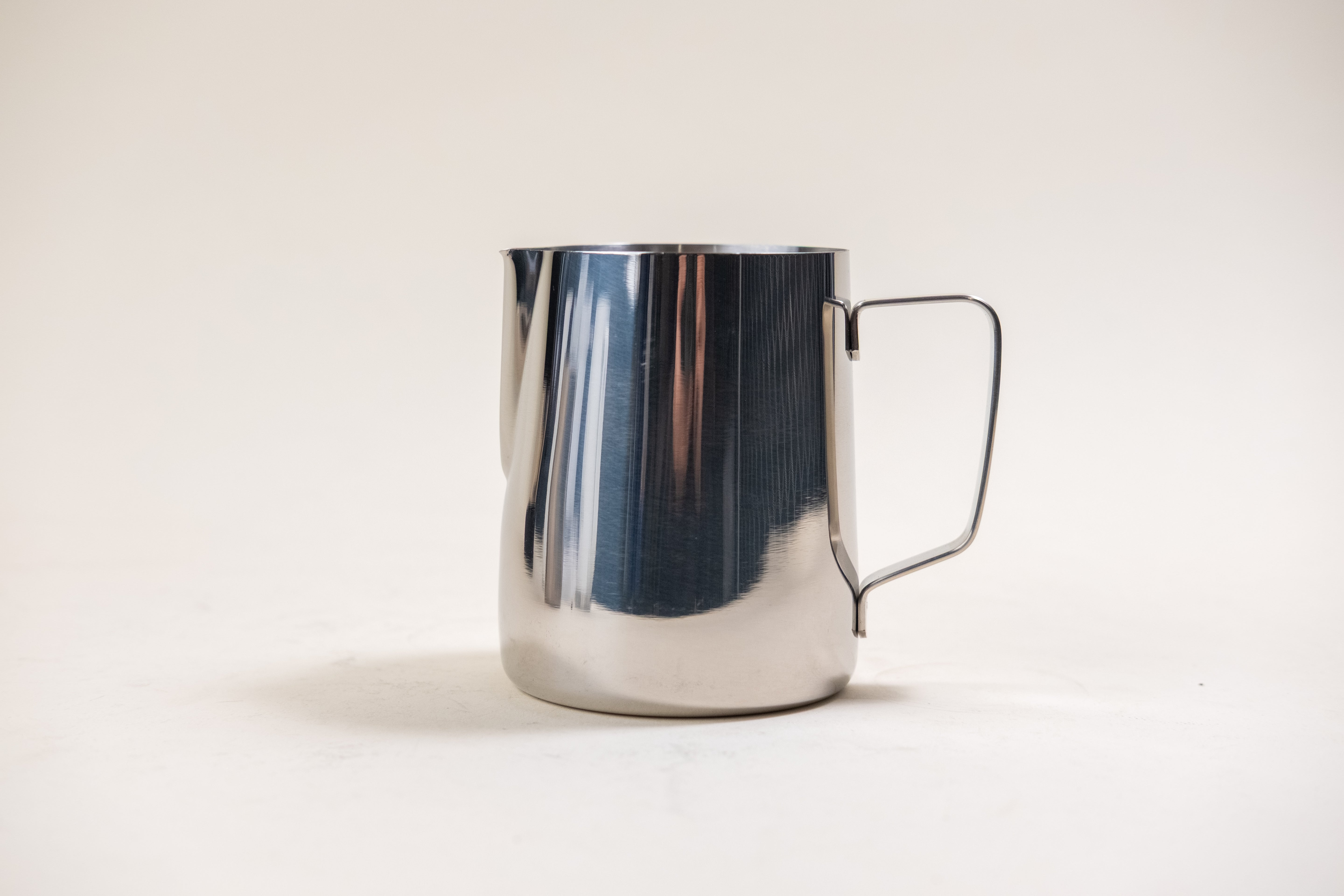 Basic Milk Pitcher | 500 ML / 17 Oz