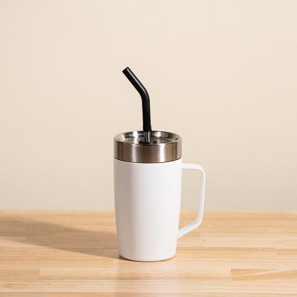 LAMOSE Louise 18 oz insulated snow white tumbler with a stainless steel lid, black bent straw, and comfortable handle, front view.